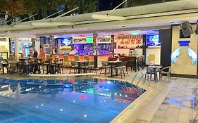 โรงแรมอิสตันกอย